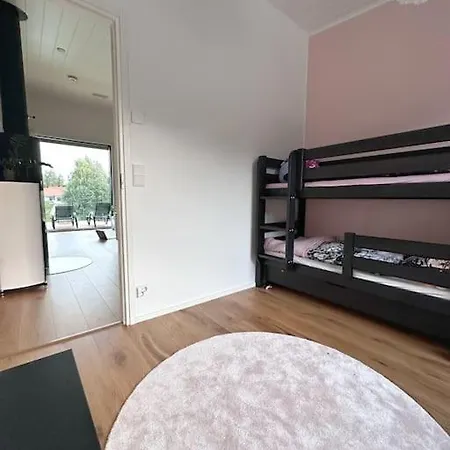 Luxury Arctic With Hot Tube & Stunning River View * Rovaniemi