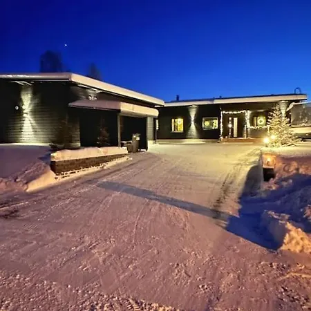 Luxury Arctic With Hot Tube & Stunning River View * Rovaniemi